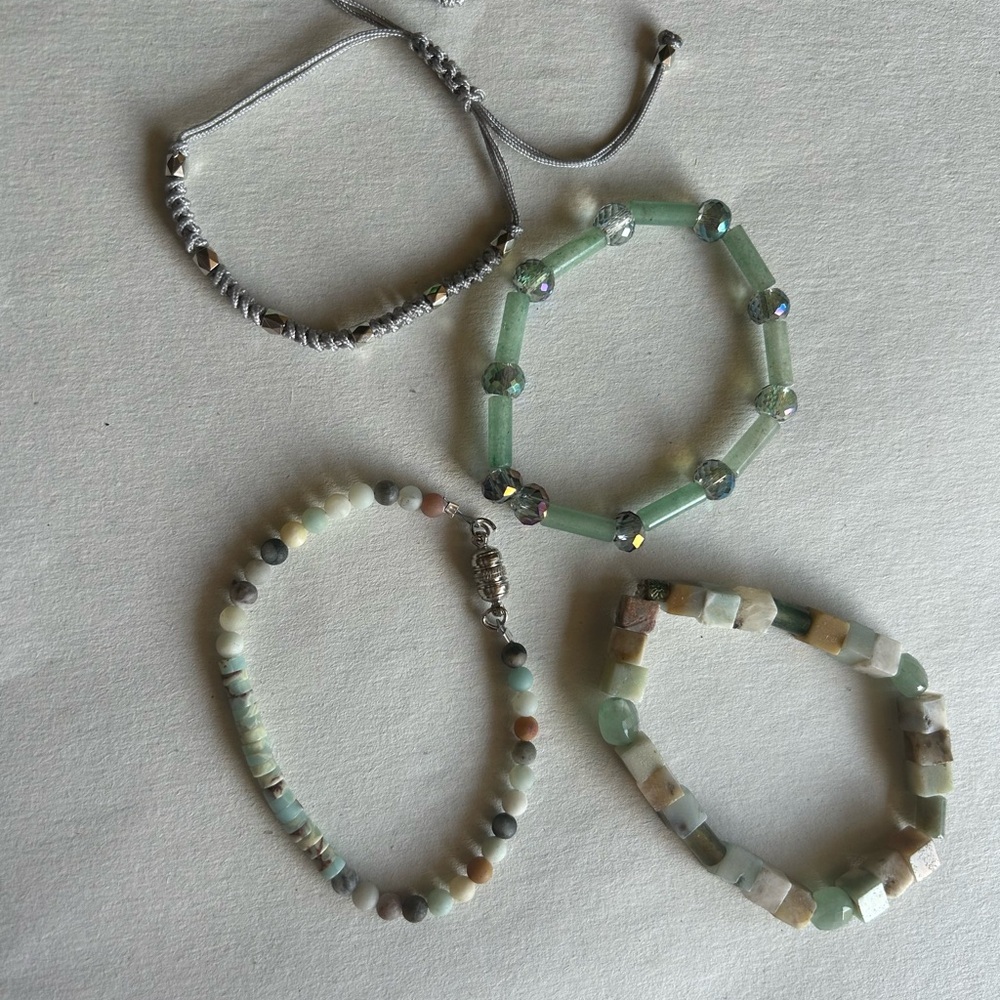 Handmade bracelet sets - Picture 4 of 4